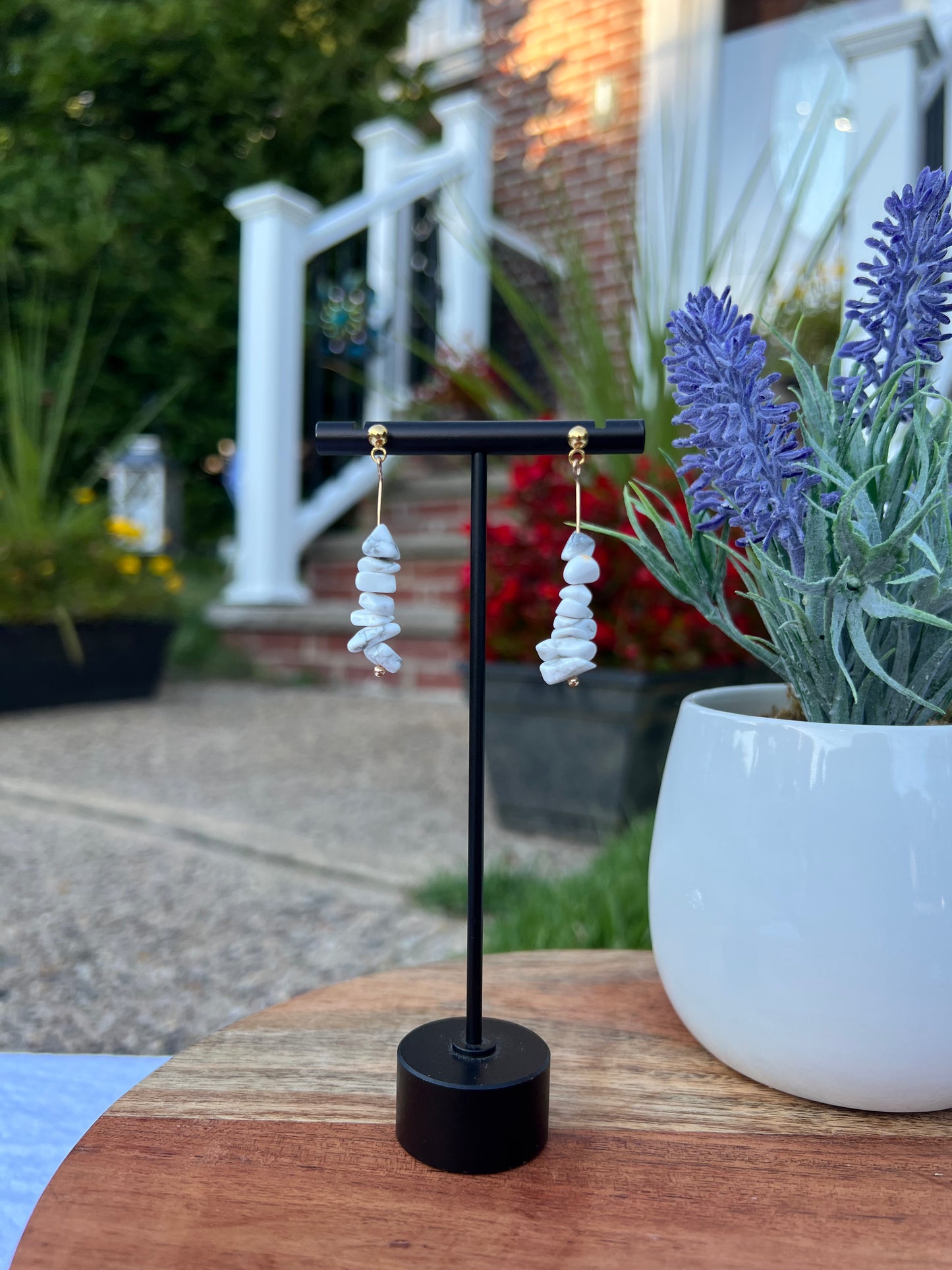 White Howlite Earrings - Gold