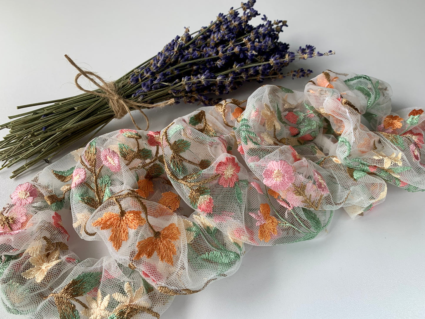 Mesh Embroidered - White Scrunchie