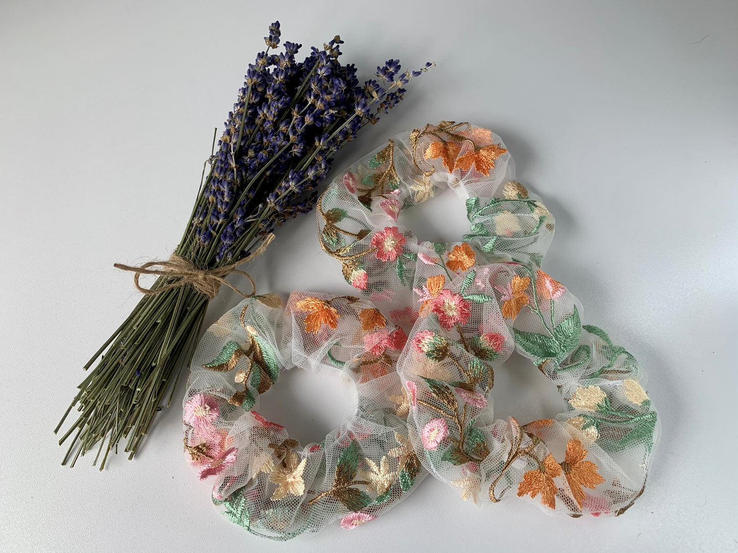 Mesh Embroidered - White Scrunchie